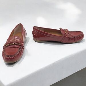 Bass Betsy F15 Loafers Red with dark gold buckles sz 8